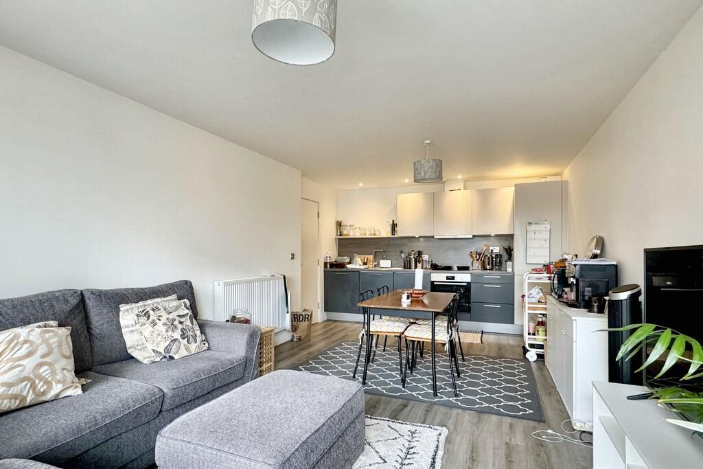 Photo 16-05-2024 ...