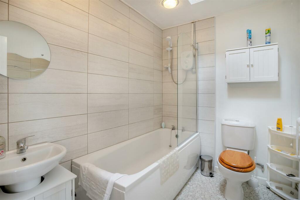 8555582-interior08.jpg