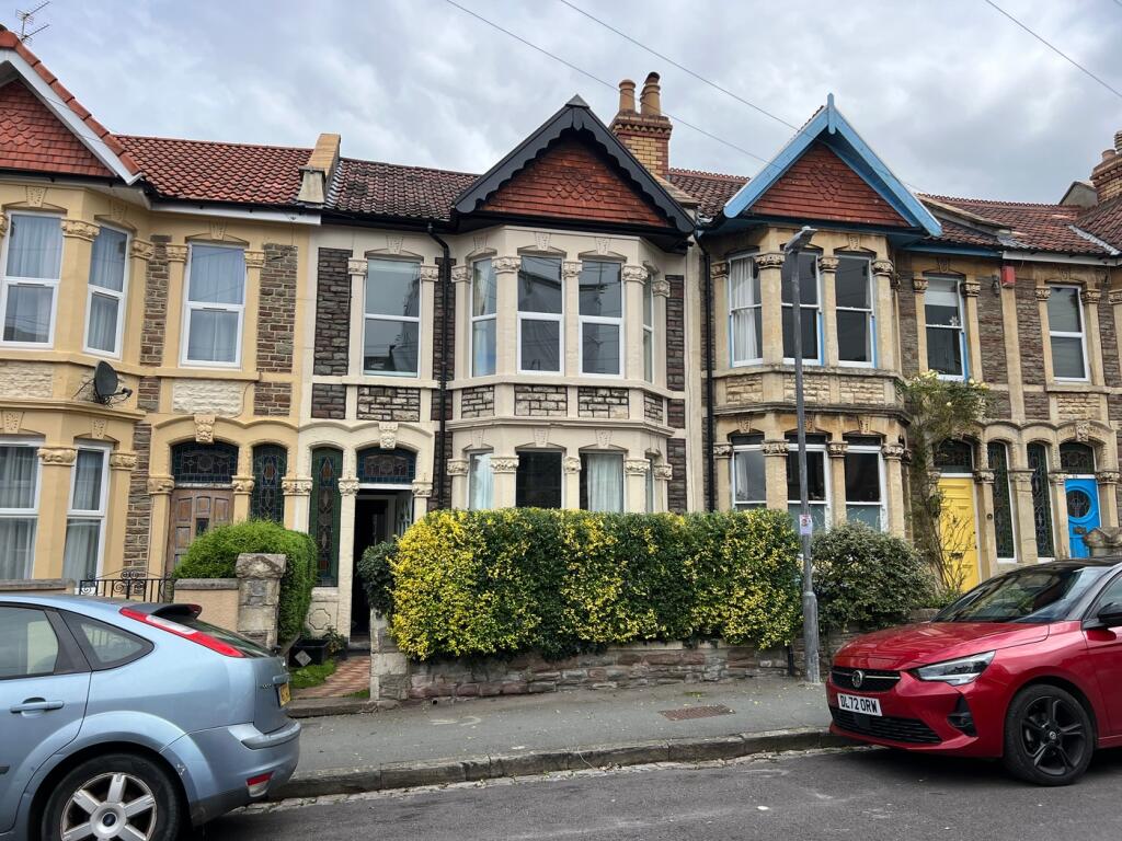 A charming exterior view of a well-maintained t...