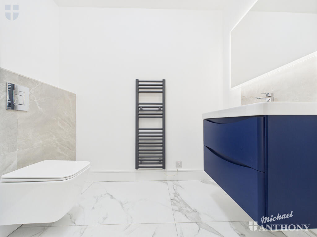 CAM02773G0-PR0337-STILL020