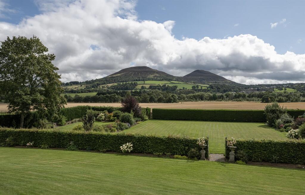 Eildon Hall