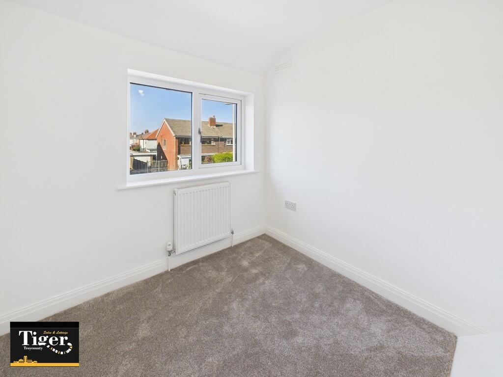 CAM02176G0-PR0540...