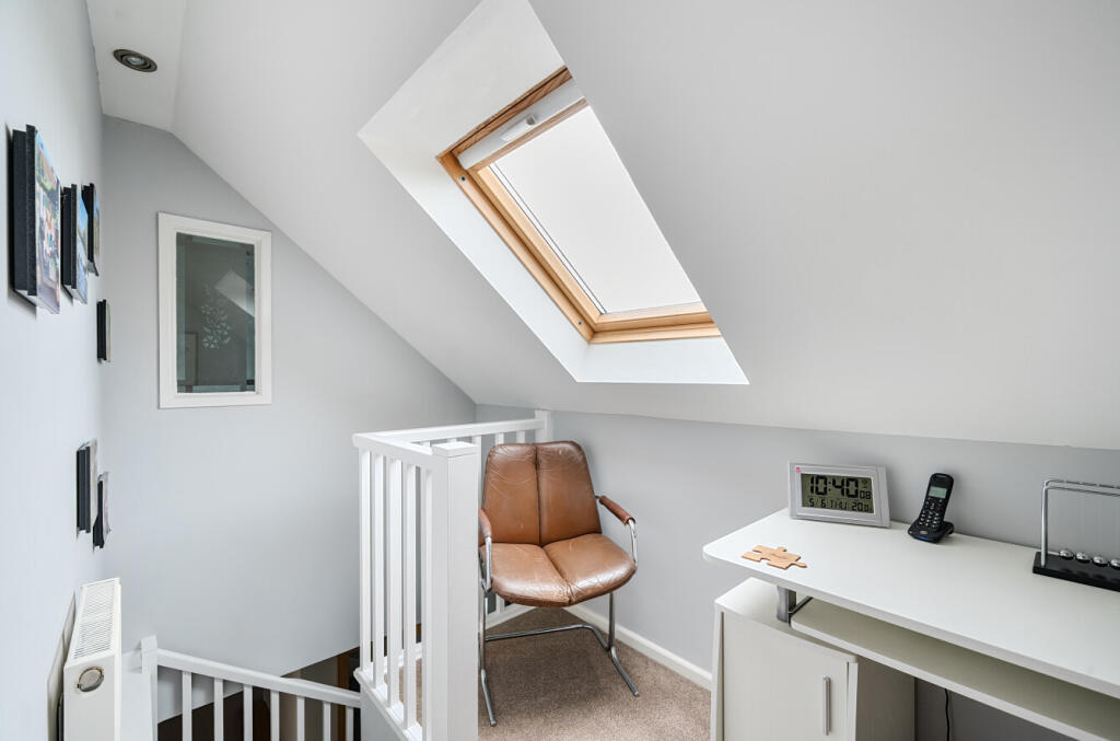 1304270-24-6841c8...