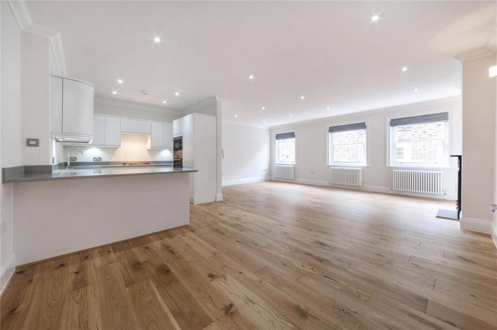 Reception/Kitchen