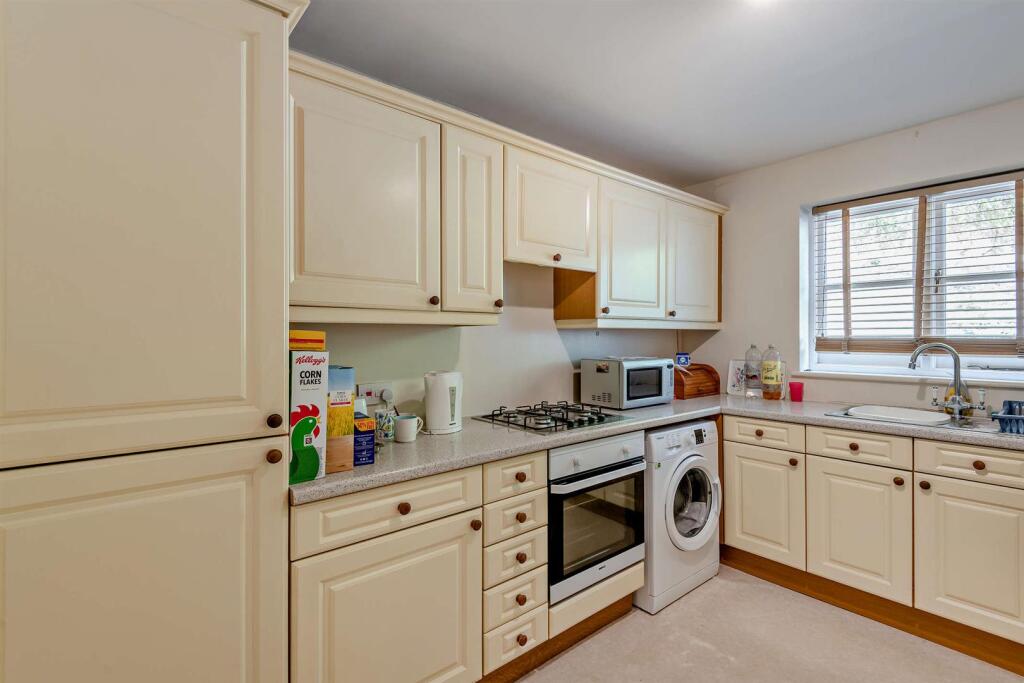 8659890-interior06-800.jpg