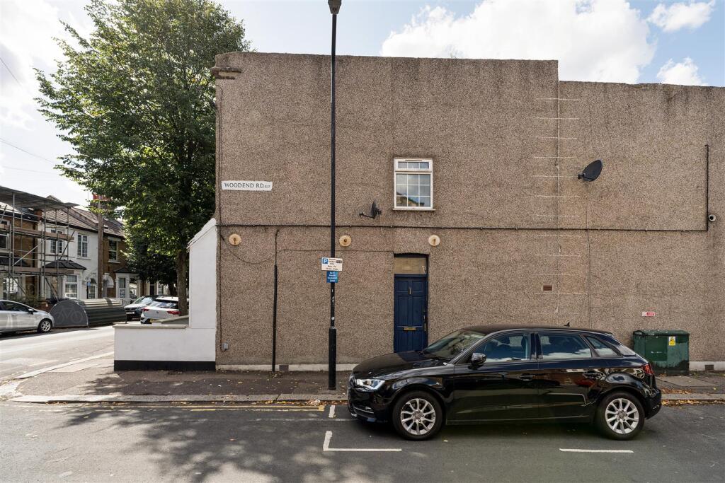 Victoria Road, E17