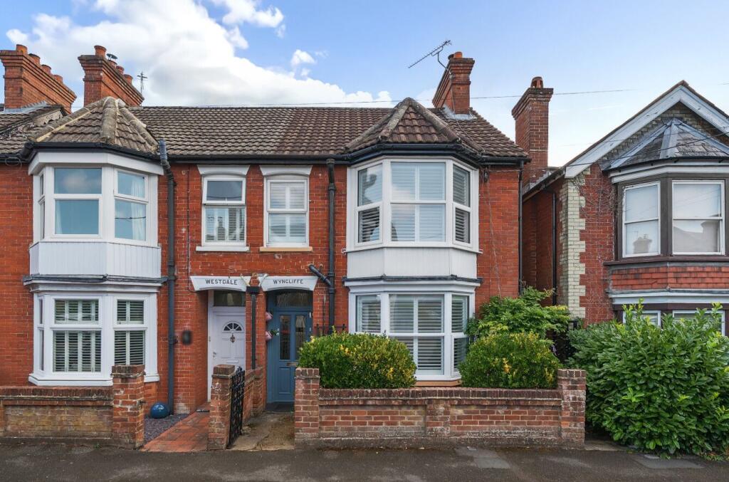 Windsor Road, Andover, SP10 3HX