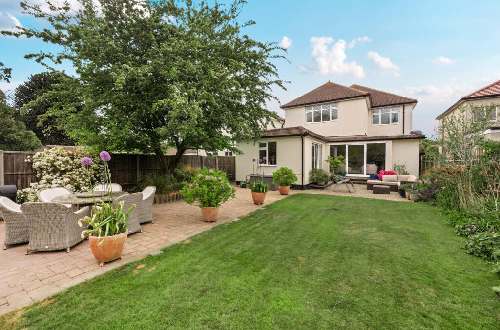 4-681a2ebedba00-1...