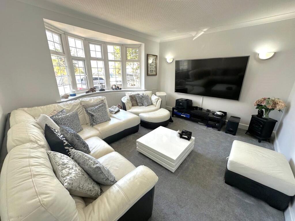Reception Room (2)