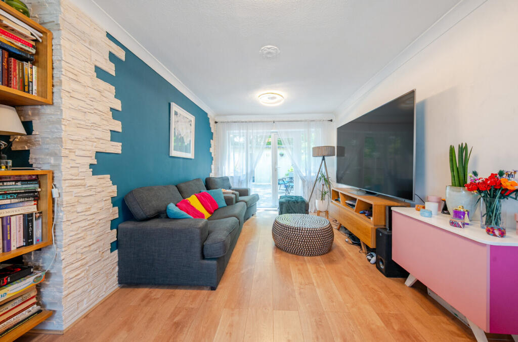 7-6821f091a4fcb-1...