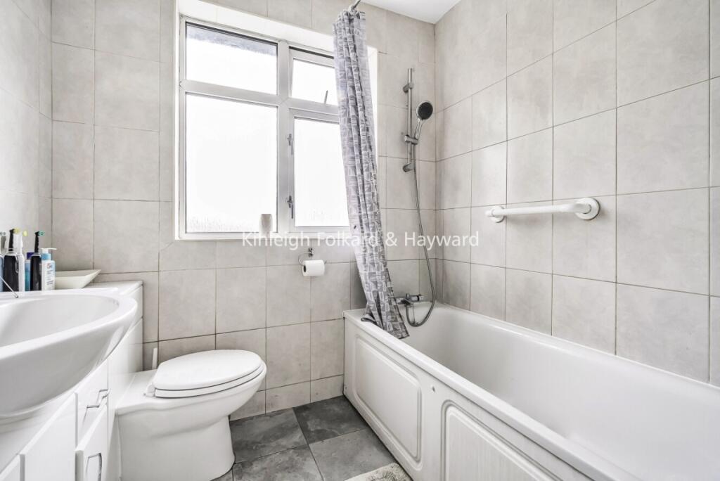 ab9a848e-2643-41d7-8