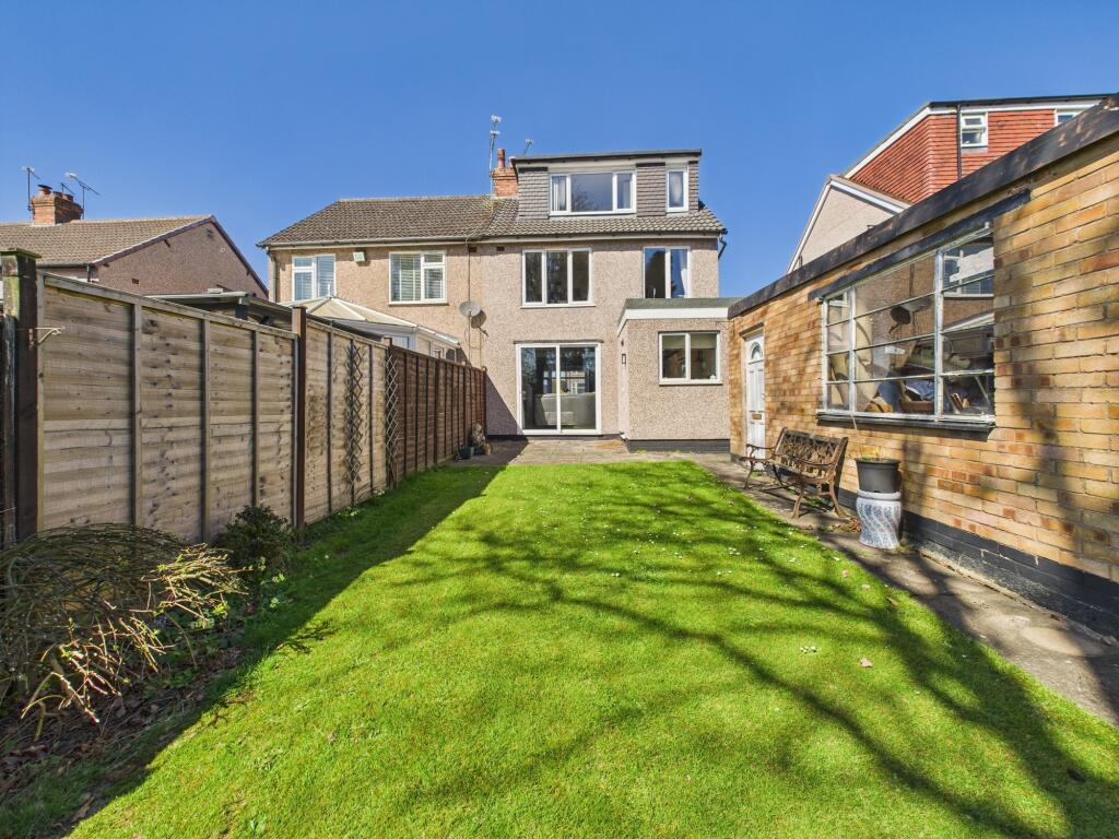 CAM05192G0-PR0042-STILL039