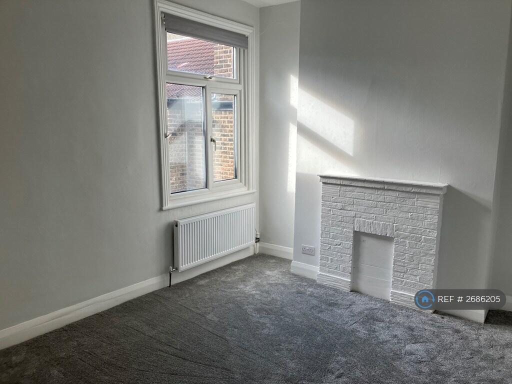 Standard Double Bedroom