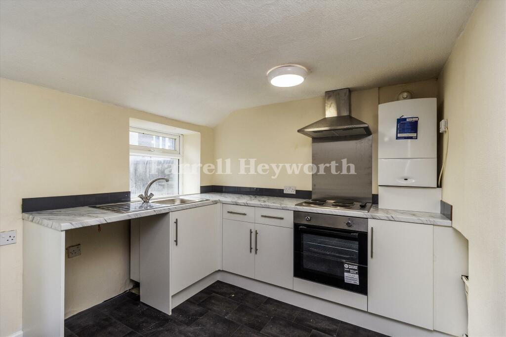 Self contained flat 