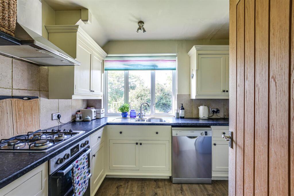 9-Ridlands-Rise 29.jpg