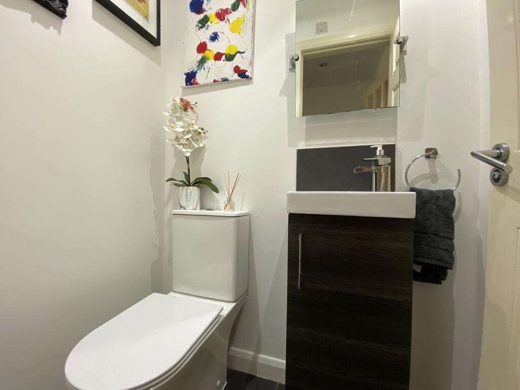 ground floor WC