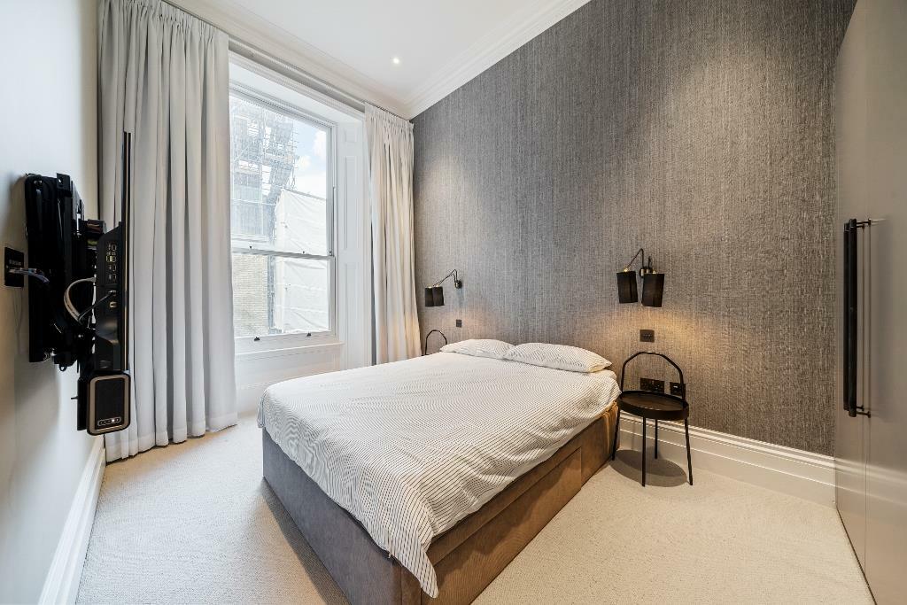 Gloucester Road SW7 4RH-8 (1024x683).jpg