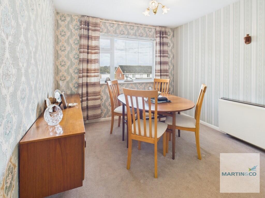 CAM03663G0-PR0124...