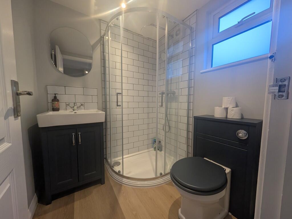 PXL_20251024_0914...