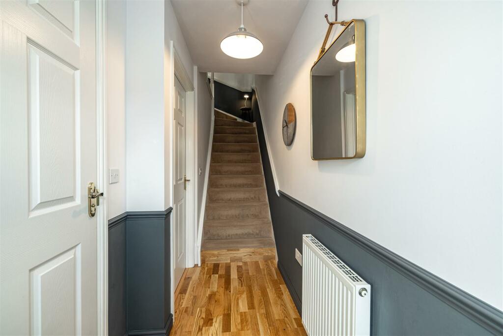 10 Queen Elizabetb Square Galashiels 14.JPG