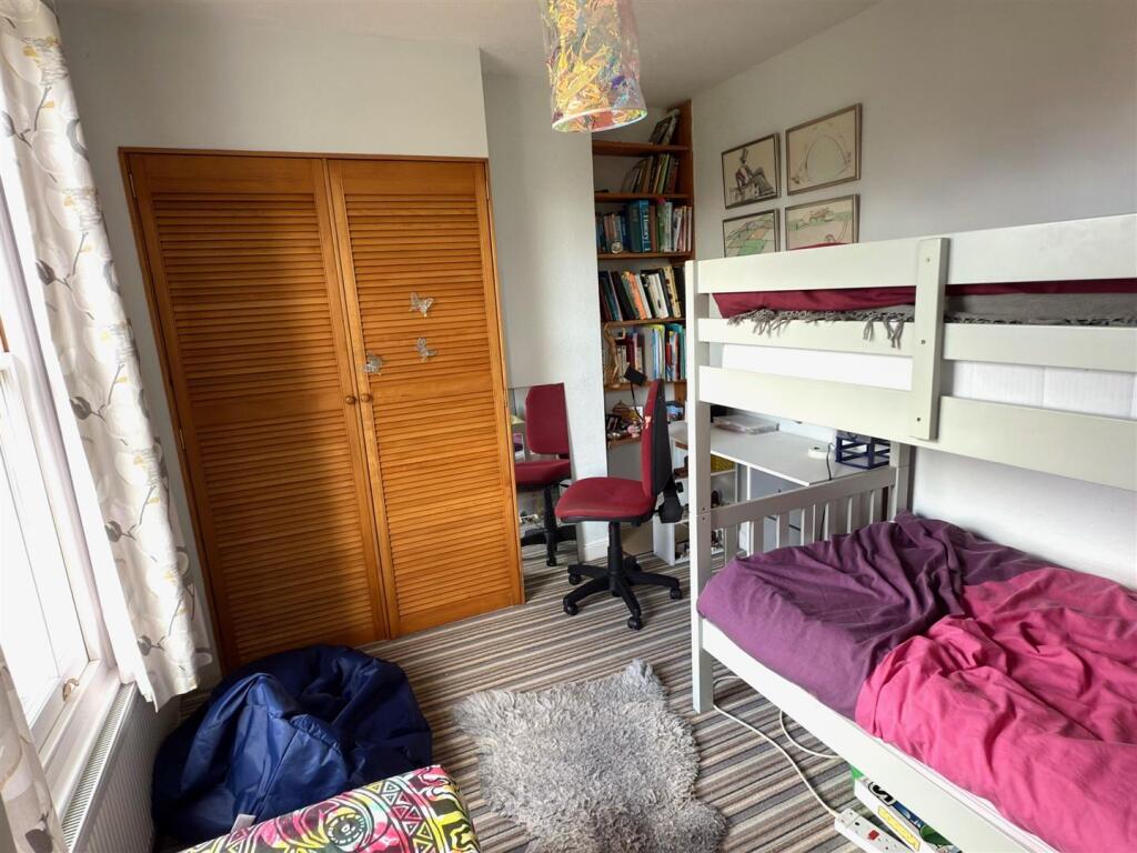 BED 3.jpg