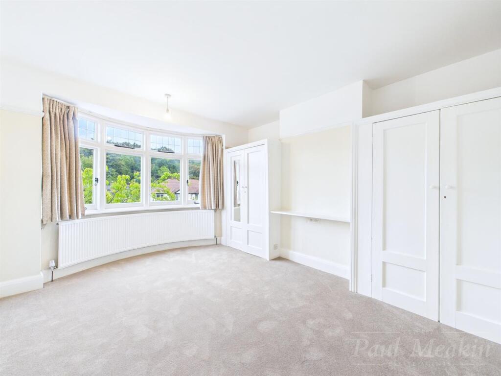 Front double bedroom .jpg