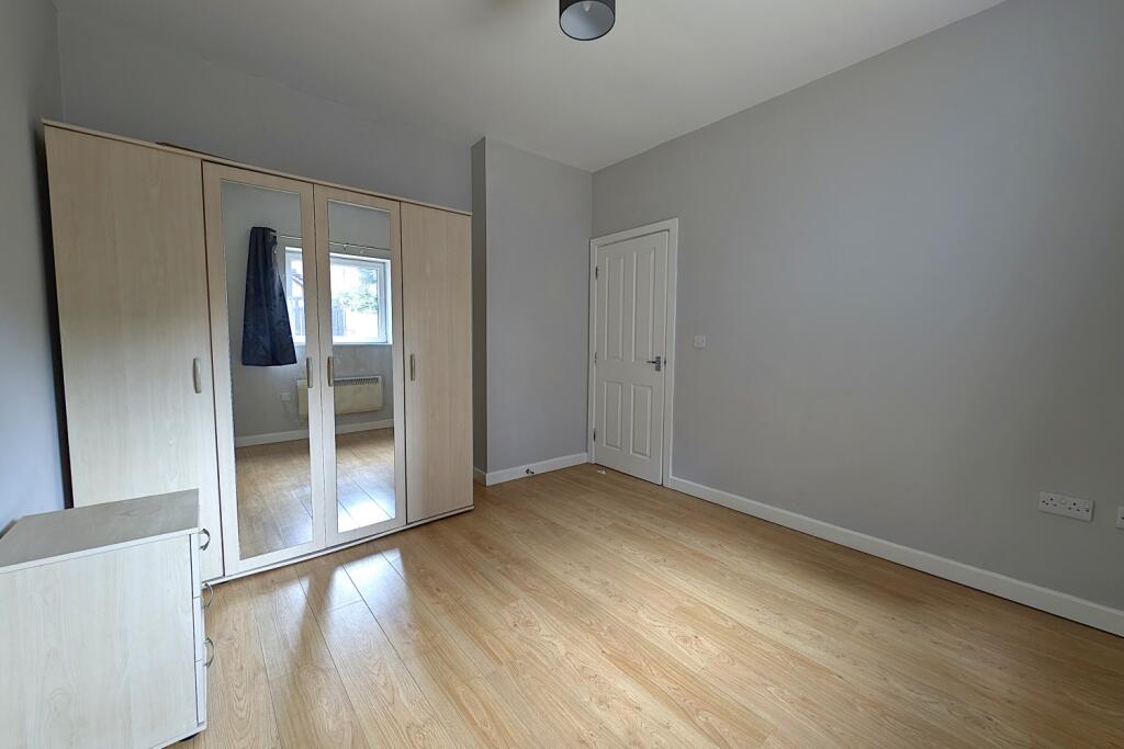 Flat 1 Bedroom