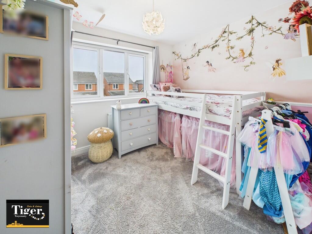 CAM02176G0-PR0507...