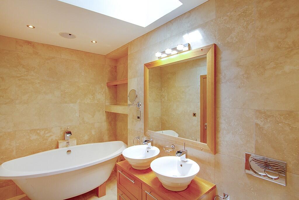 En suite bathroom 