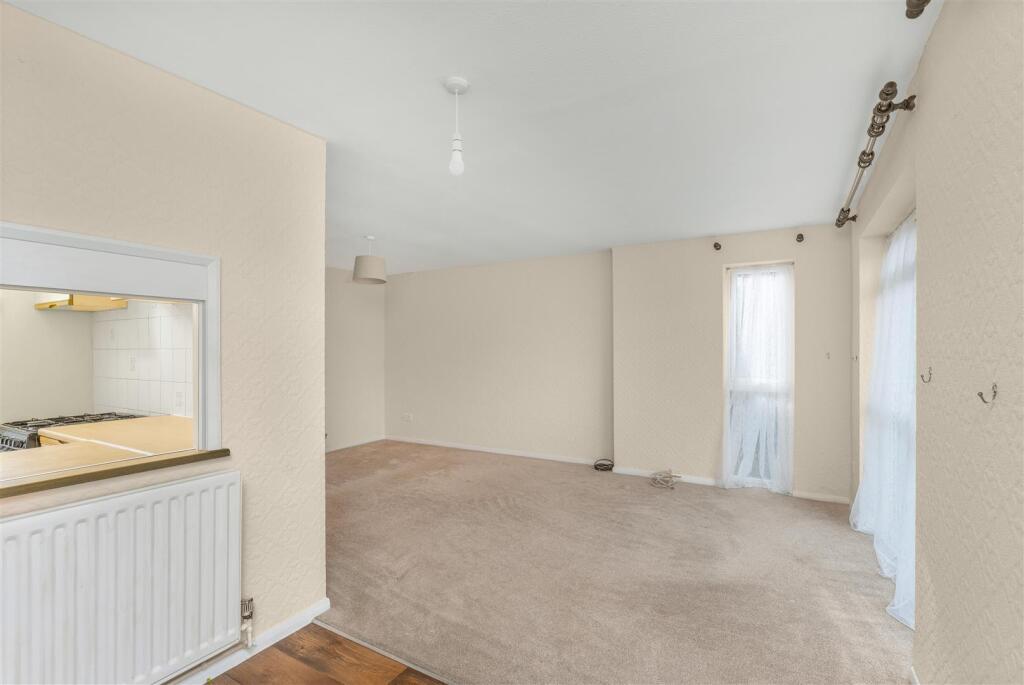 4 Hereford Way, Banbury-7.jpg