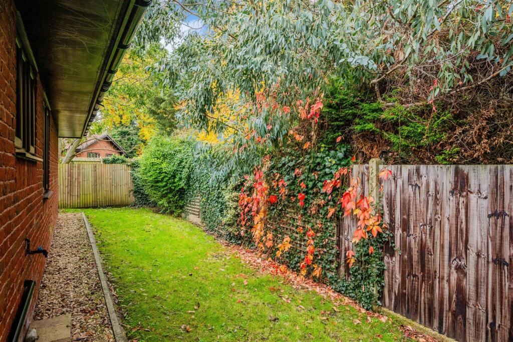 OAKMEAD GREEN (3).jpg