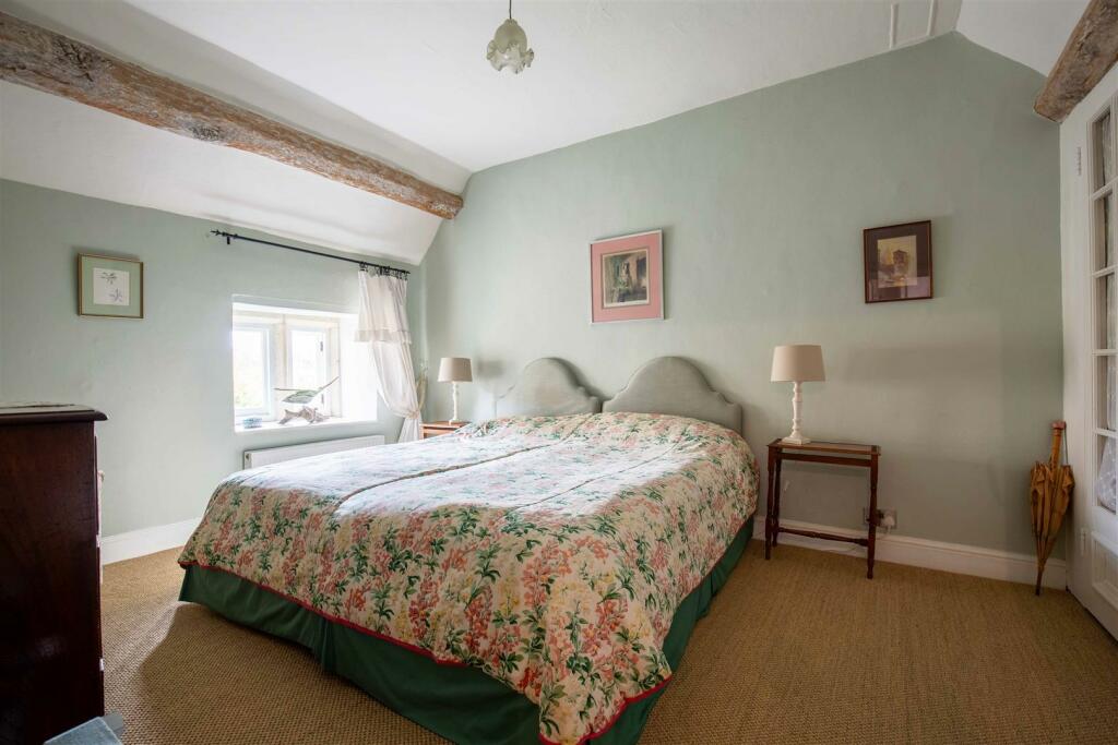 (Web)AveryCottage5-.jpg