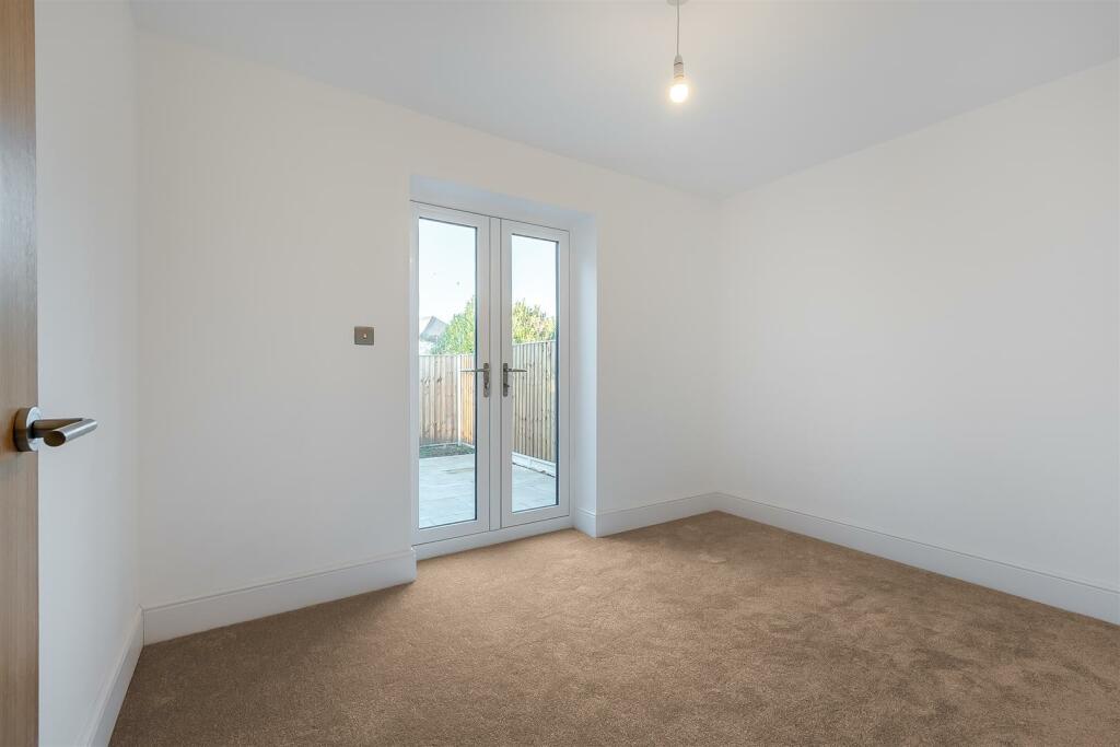 8632067-interior13.jpg