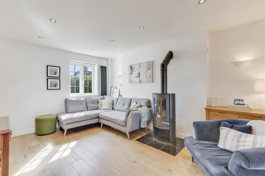 Baldock Road 72-23.jpg