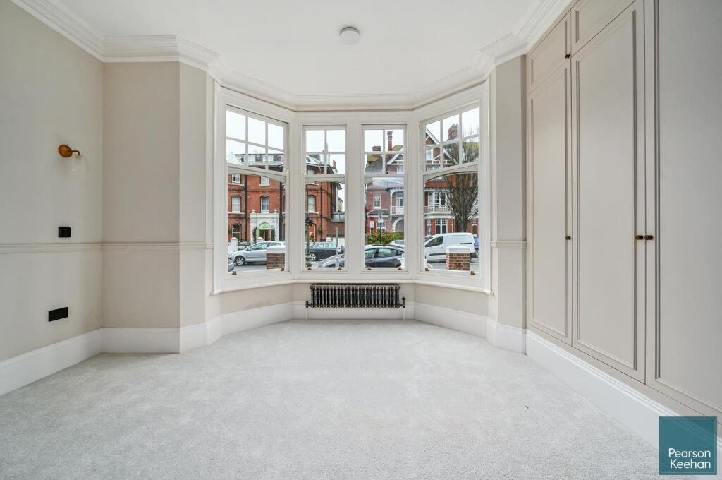 GFF 11 third Avenue, BN3 (22).jpg