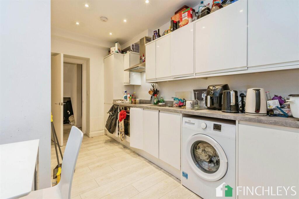 flat2262regentsparkroadlondonn33hn-17.jpg