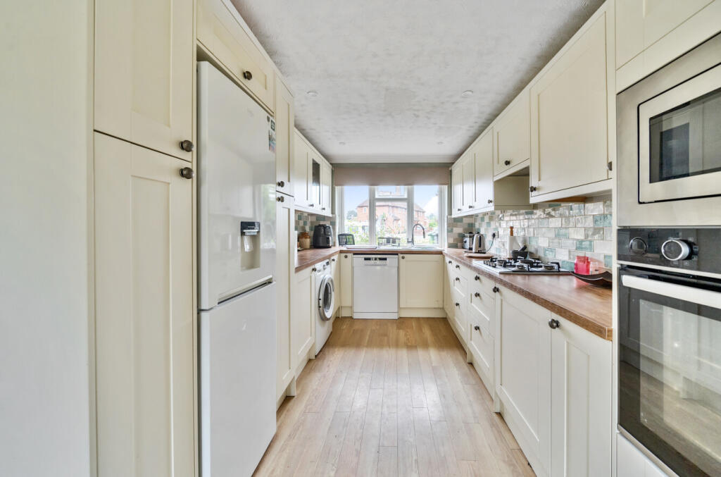 1315689-12-6864fc...