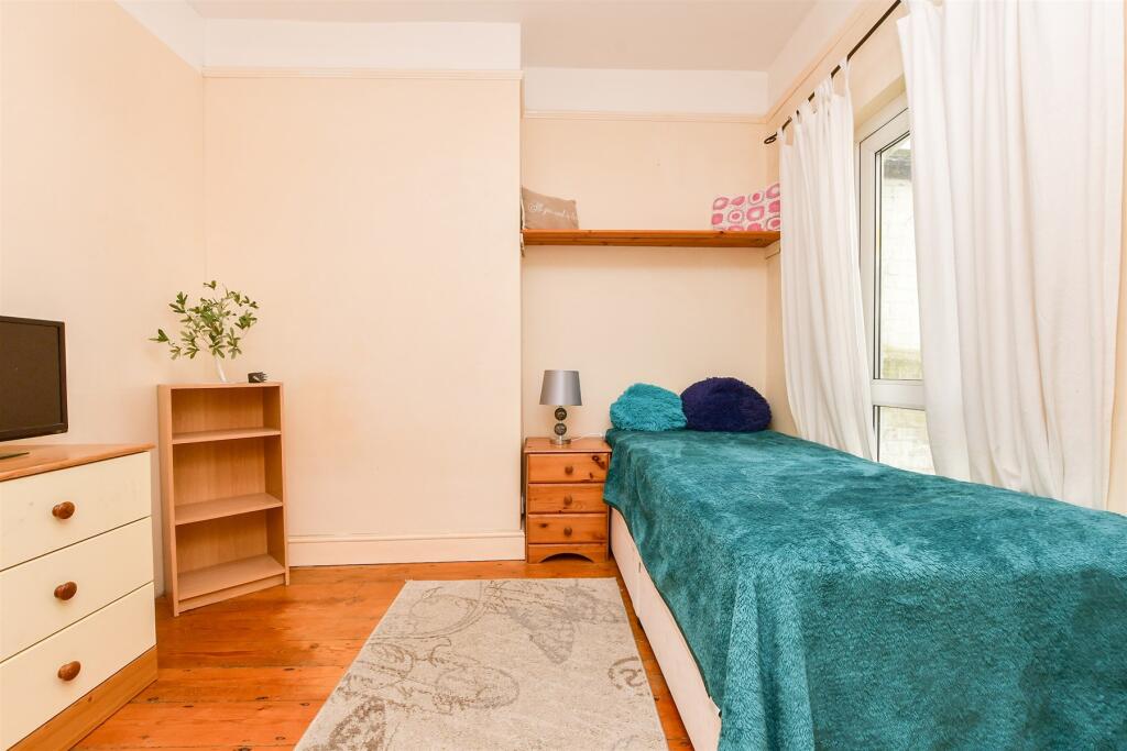 Dining Room (Used As Bedroom)