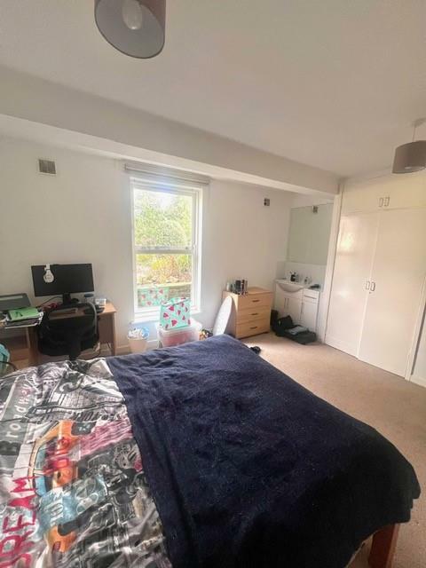 bed 2.2.jpg