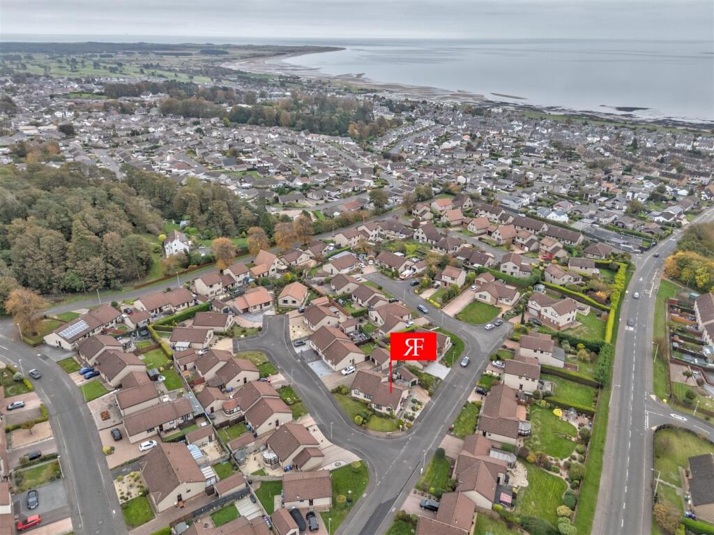 6 Ardestie Street Monifieth-17.JPG
