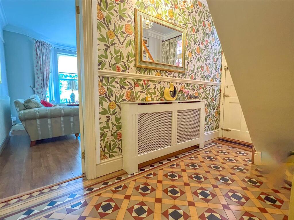 Manor Park Road - Image-13.jpg