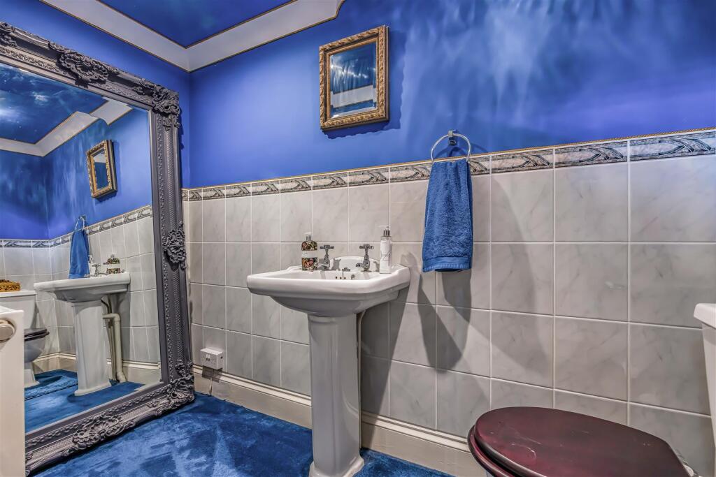 9 Grand Division Row, Henderson Road, Southsea-Sma