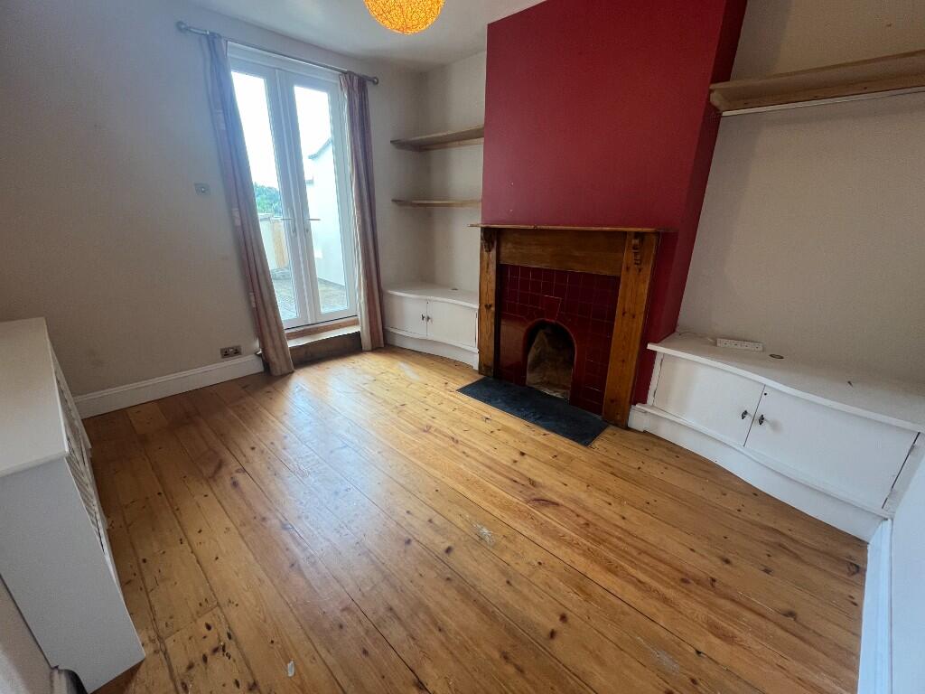 Room 4  