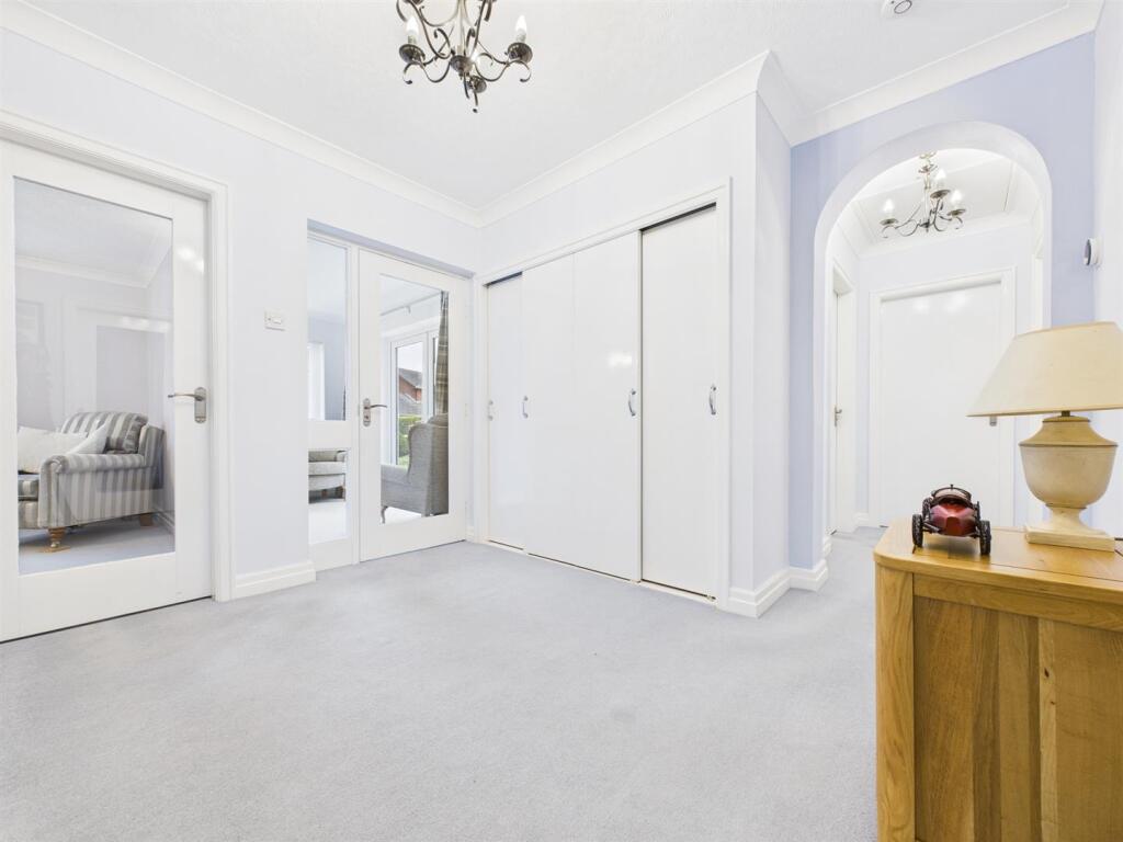 Inner hall: