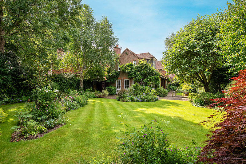 Inverforth Close, Hampstead, NW3