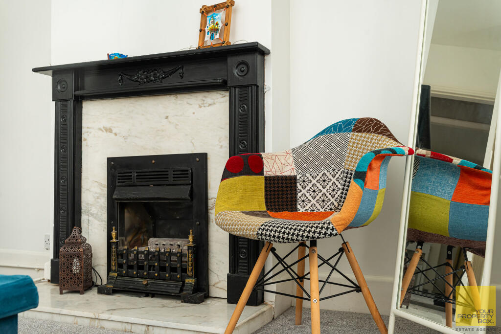 5 Happy Land North0102