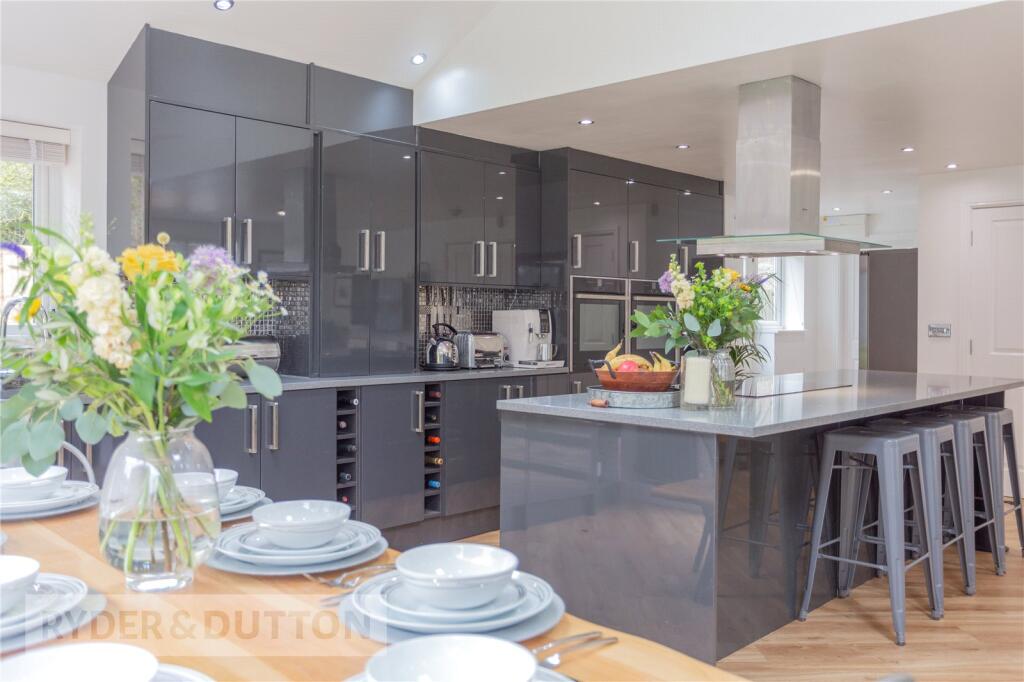 Family Kitchen Diner