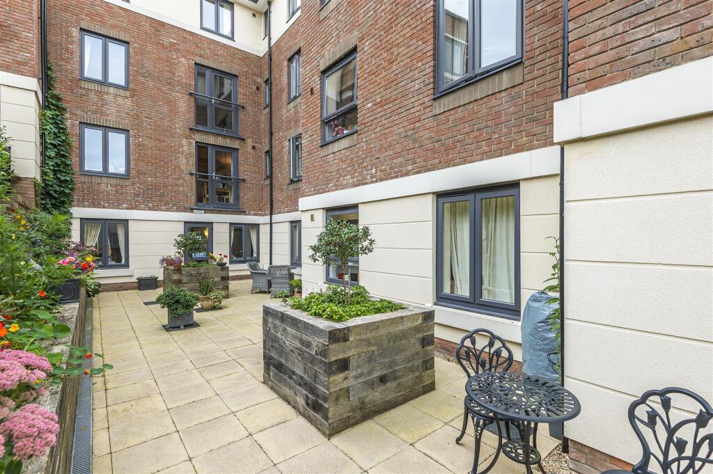 Petlands Lodge (2).jpg