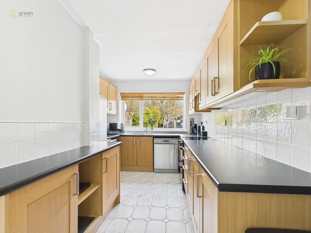 CAM03830G0-PR0120...