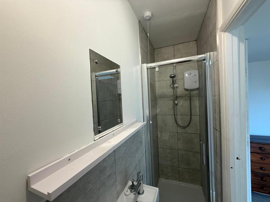 WhatsApp Image 2025-10-09 at 10.08.27 (5).jpeg